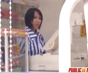 MILF cieszy się kurwa w pracy