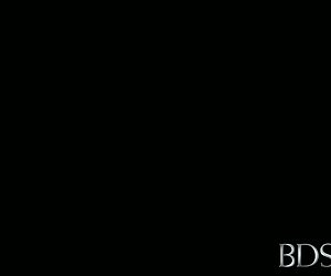 BDSM xxx niewoli mistrz przynosi jego dziewczyna cute asian sub