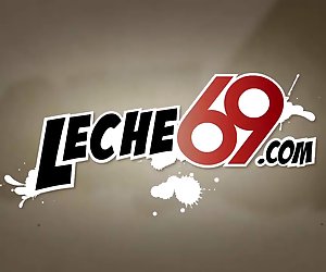 Leche 69 rudowłosy nastolatek okulary pobiera fucked poza